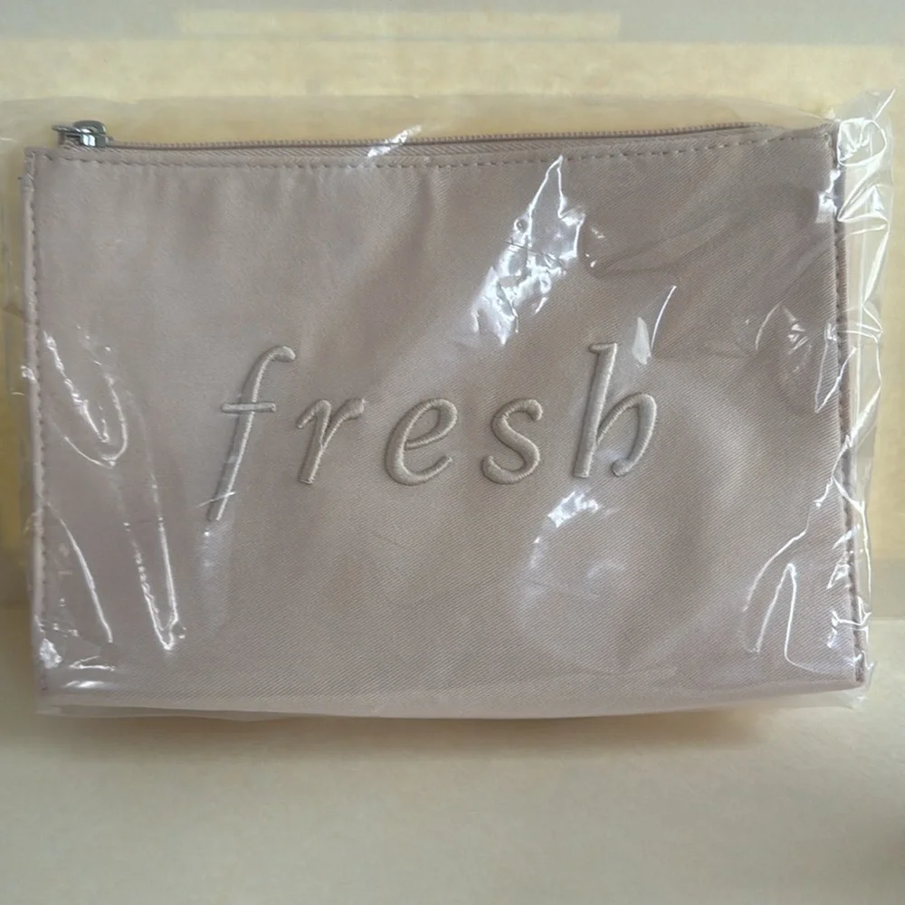 FRESH 6p Skincare Set Cleanser, Moisturizer, Mask, Lip Balm NIB $75